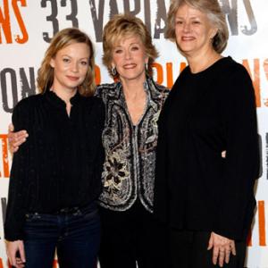 Jane Fonda, Samantha Mathis, Susan Kellermann