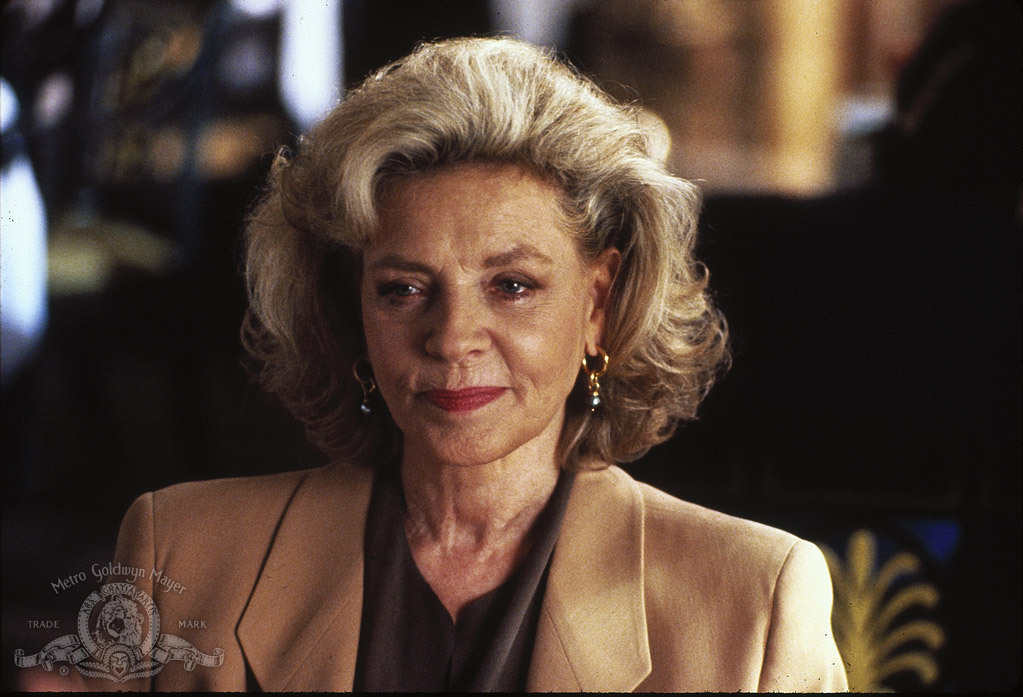 Still of Lauren Bacall in Misery (1990)