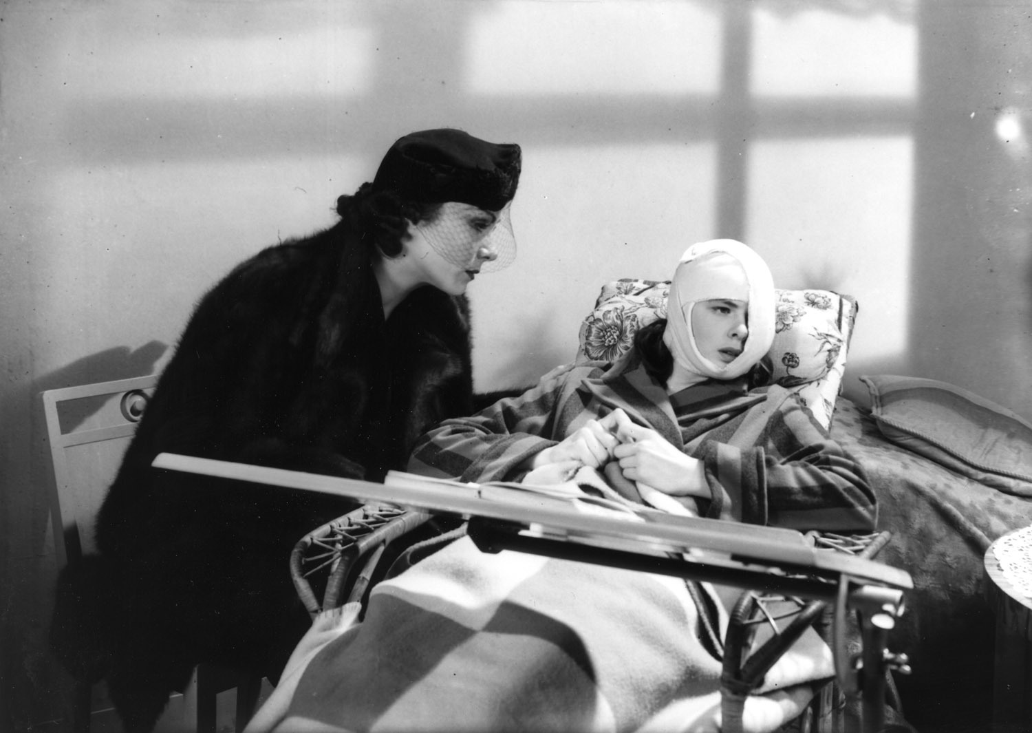 Still of Ingrid Bergman in En kvinnas ansikte (1938)