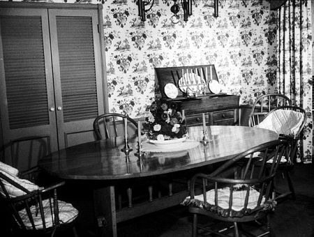 Humphrey Bogart's home, circa 1947.