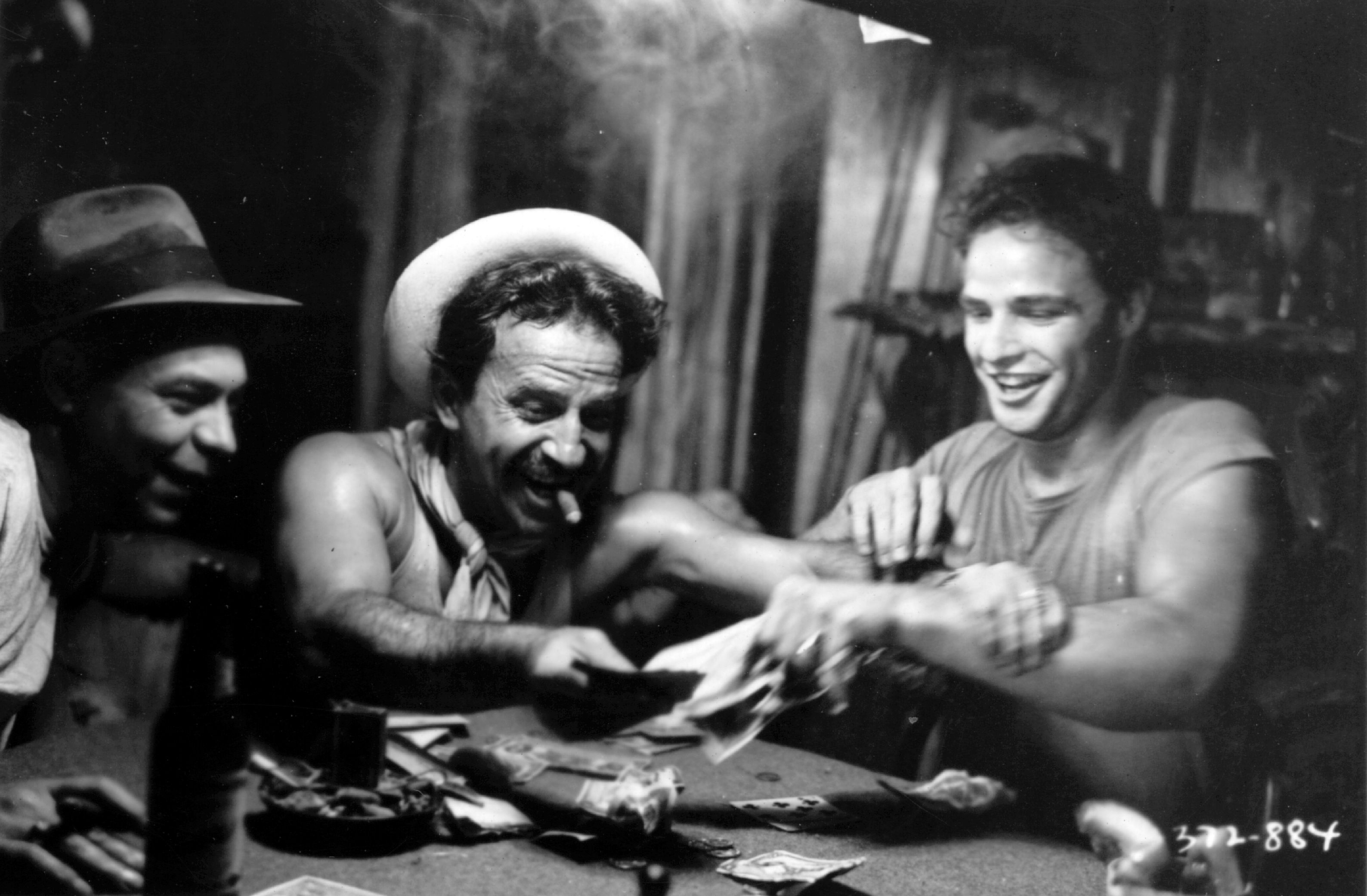Still of Marlon Brando and Karl Malden in A Streetcar Named Desire (1951)