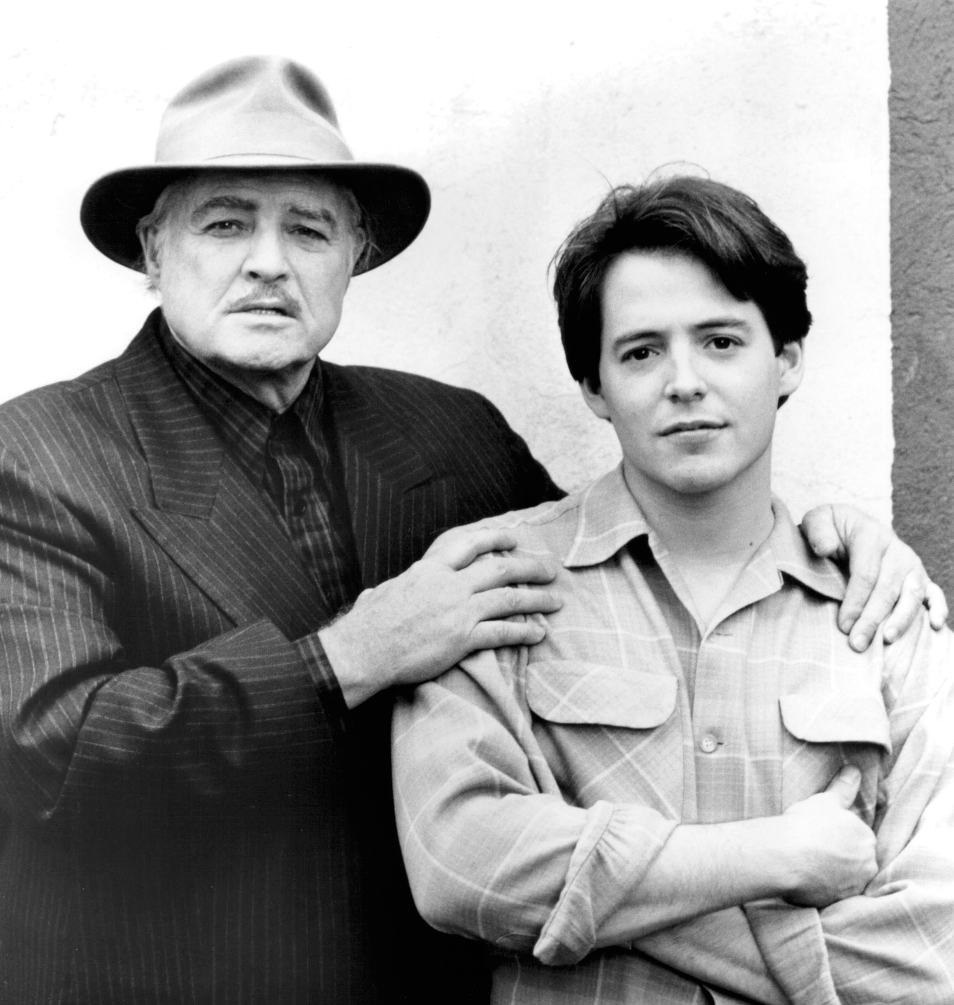 Still of Marlon Brando and Matthew Broderick in The Freshman (1990)