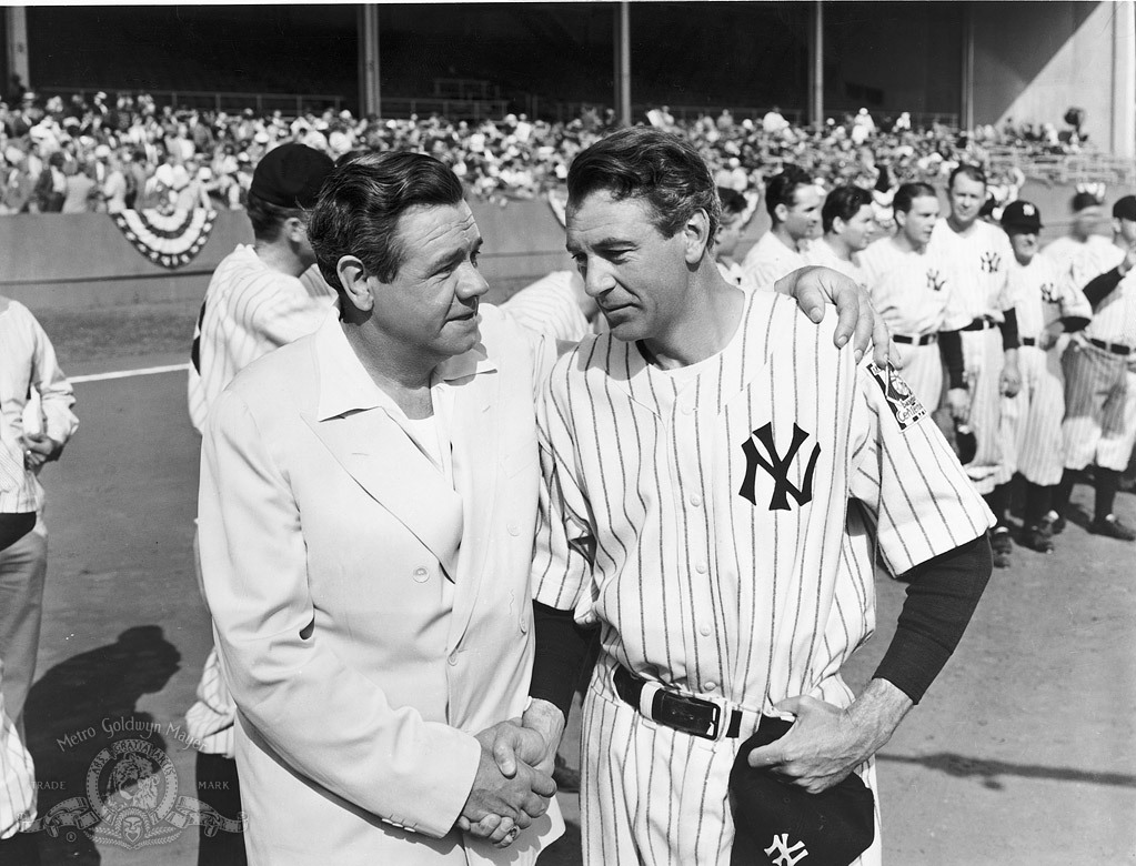 Still of Gary Cooper and Babe Ruth in The Pride of the Yankees (1942)
