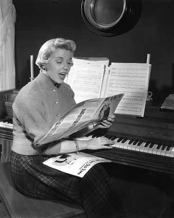 Doris Day At home 1951
