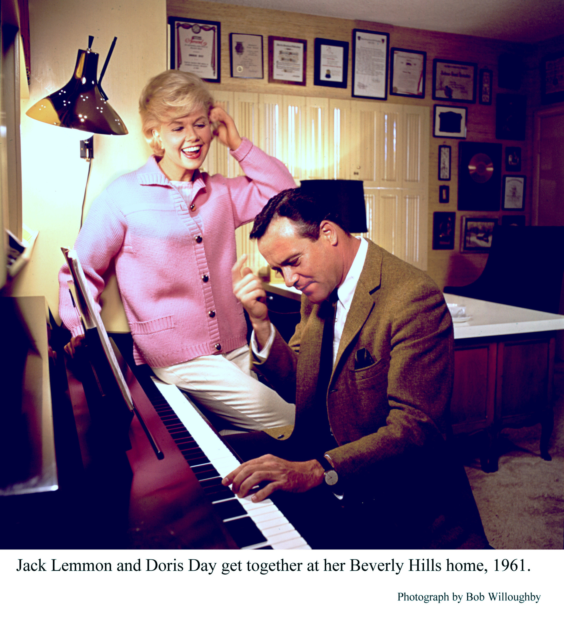 Jack Lemmon with Doris Day at her Beverly Hills home, 1961.