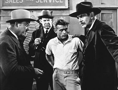 James Dean, Burl Ives, and Raymond Massey in 