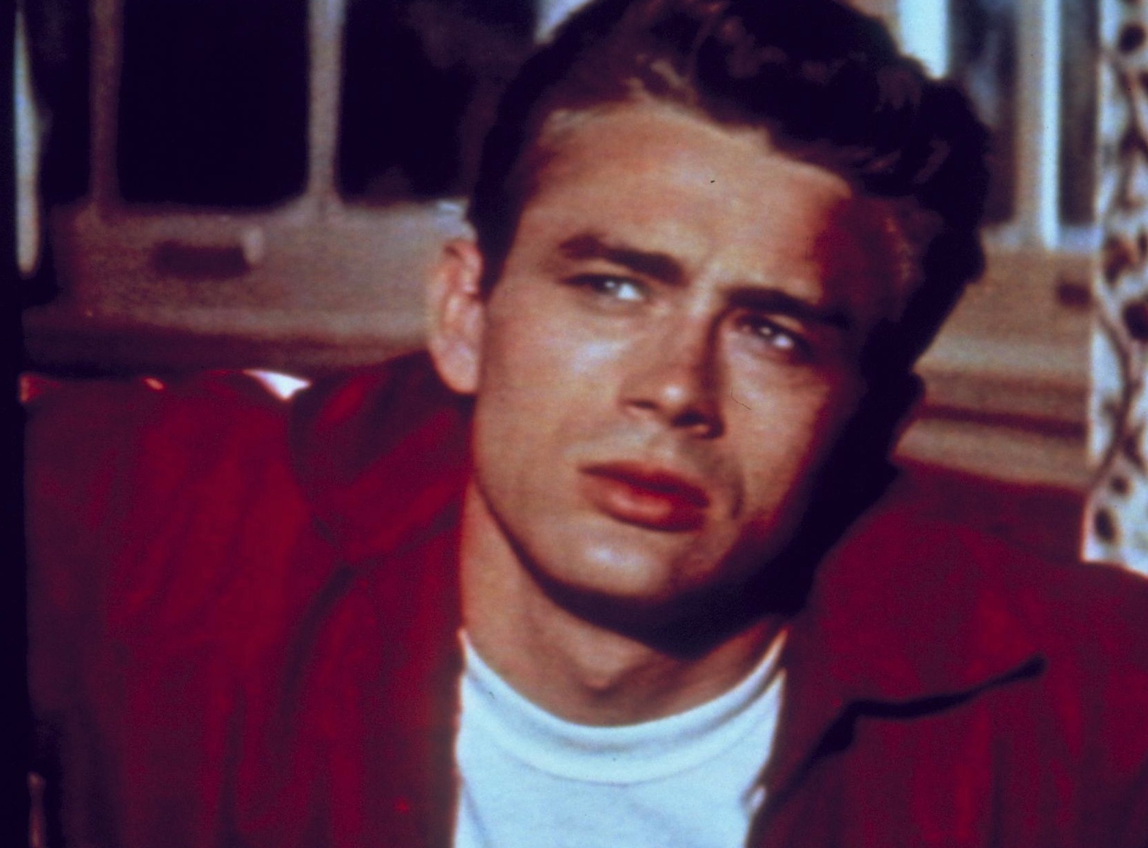 Still of James Dean in Rebel Without a Cause (1955)
