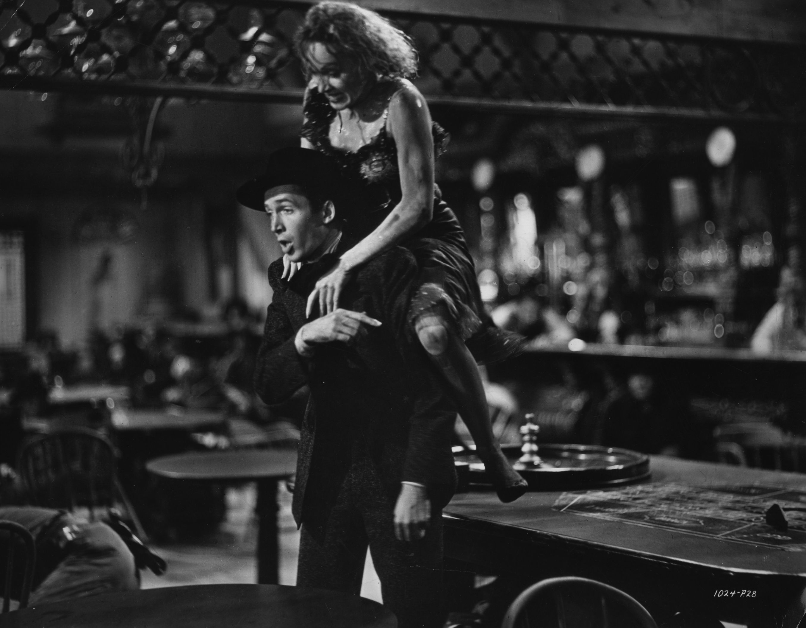 Still of Marlene Dietrich and James Stewart in Destry Rides Again (1939)