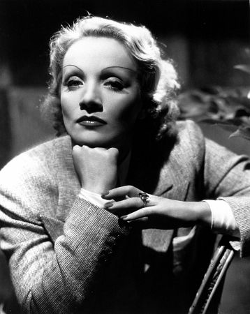 Marlene Dietrich, 1935.
