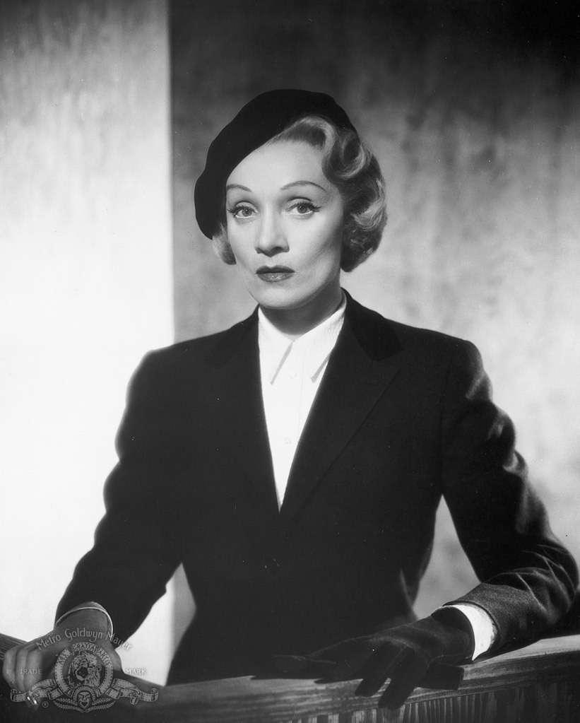Still of Marlene Dietrich in Witness for the Prosecution (1957)
