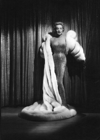 Marlene Dietrich, 1955.