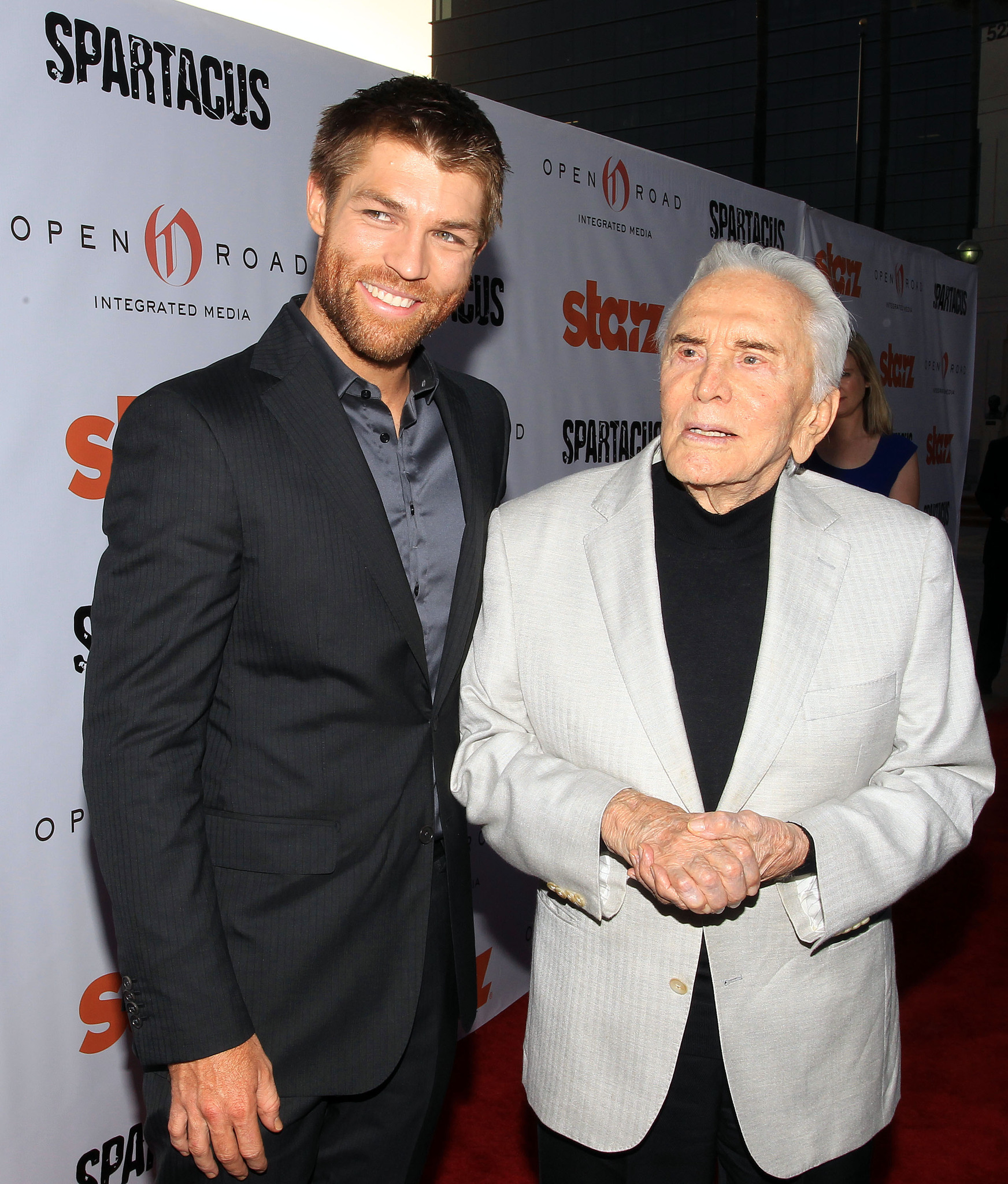Kirk Douglas and Liam McIntyre at event of Spartacus (1960)