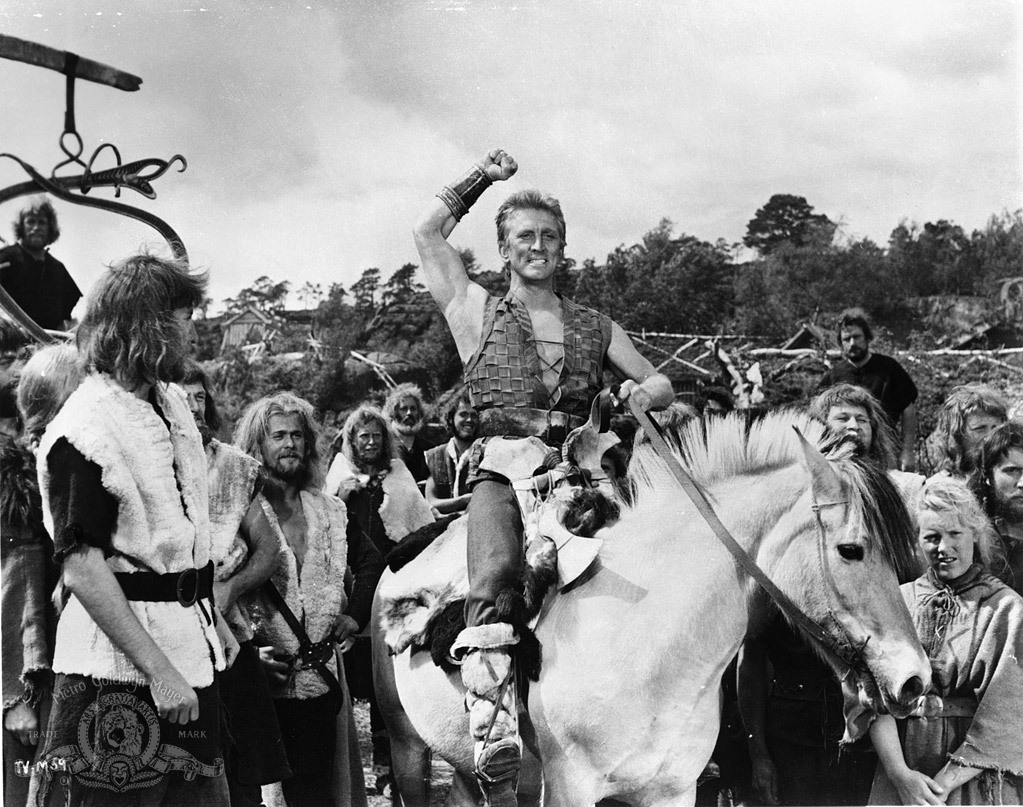 Still of Kirk Douglas in The Vikings (1958)
