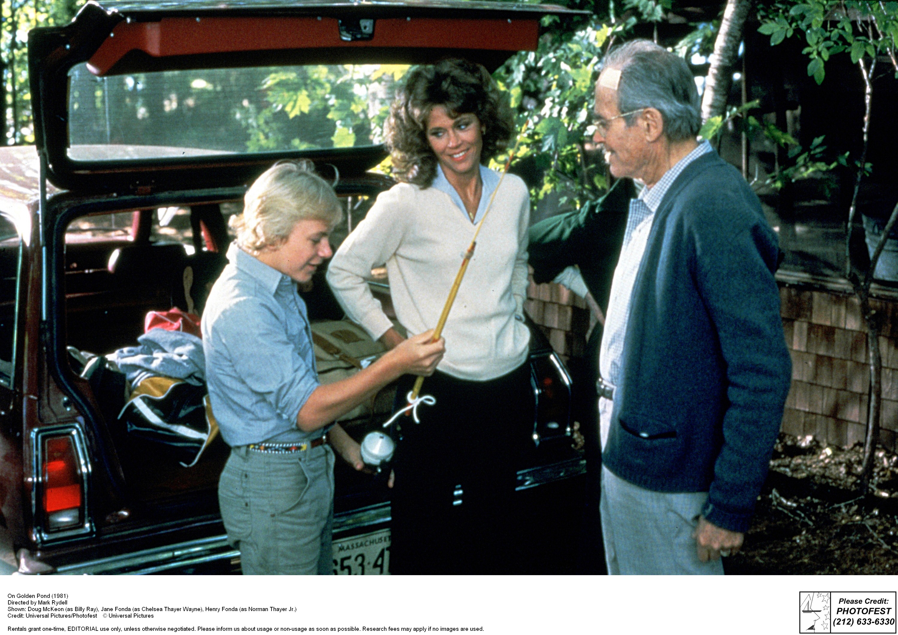 Still of Henry Fonda, Jane Fonda and Doug McKeon in On Golden Pond (1981)