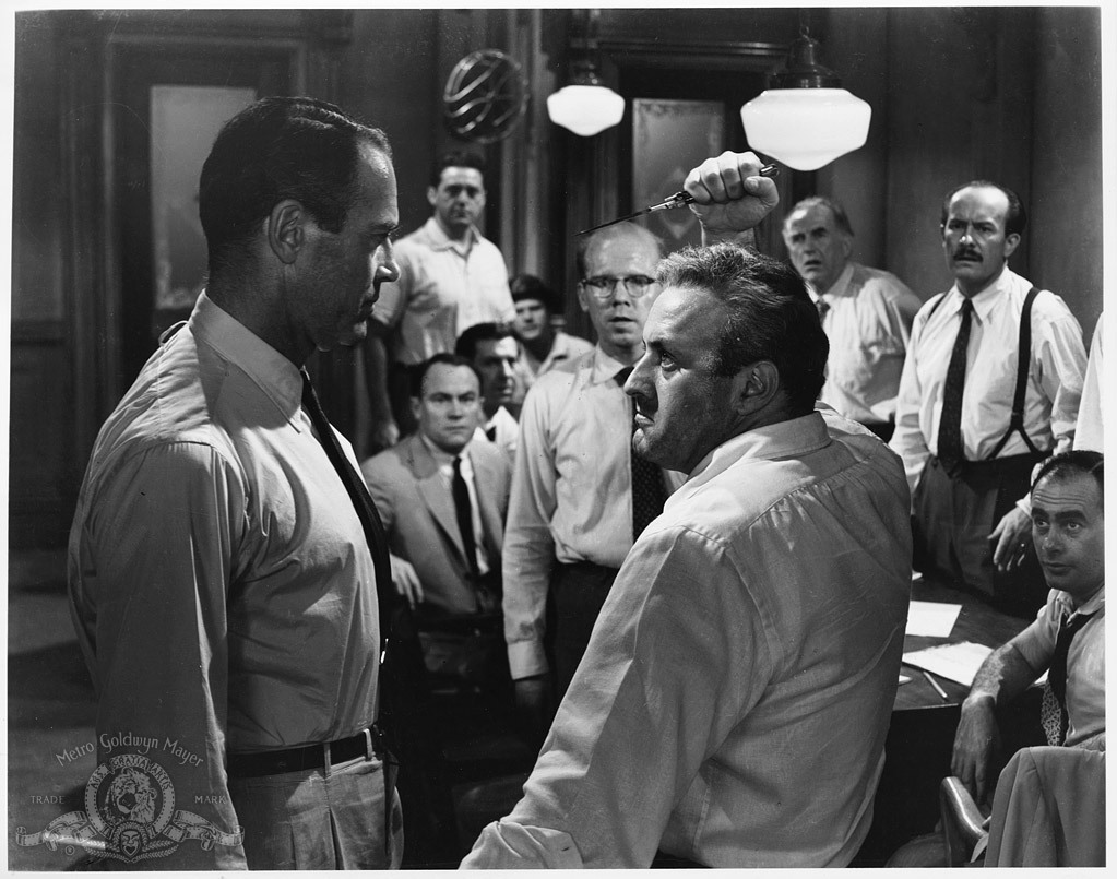 Still of Henry Fonda, Jack Klugman, Lee J. Cobb and E.G. Marshall in 12 ituzusiu vyru (1957)