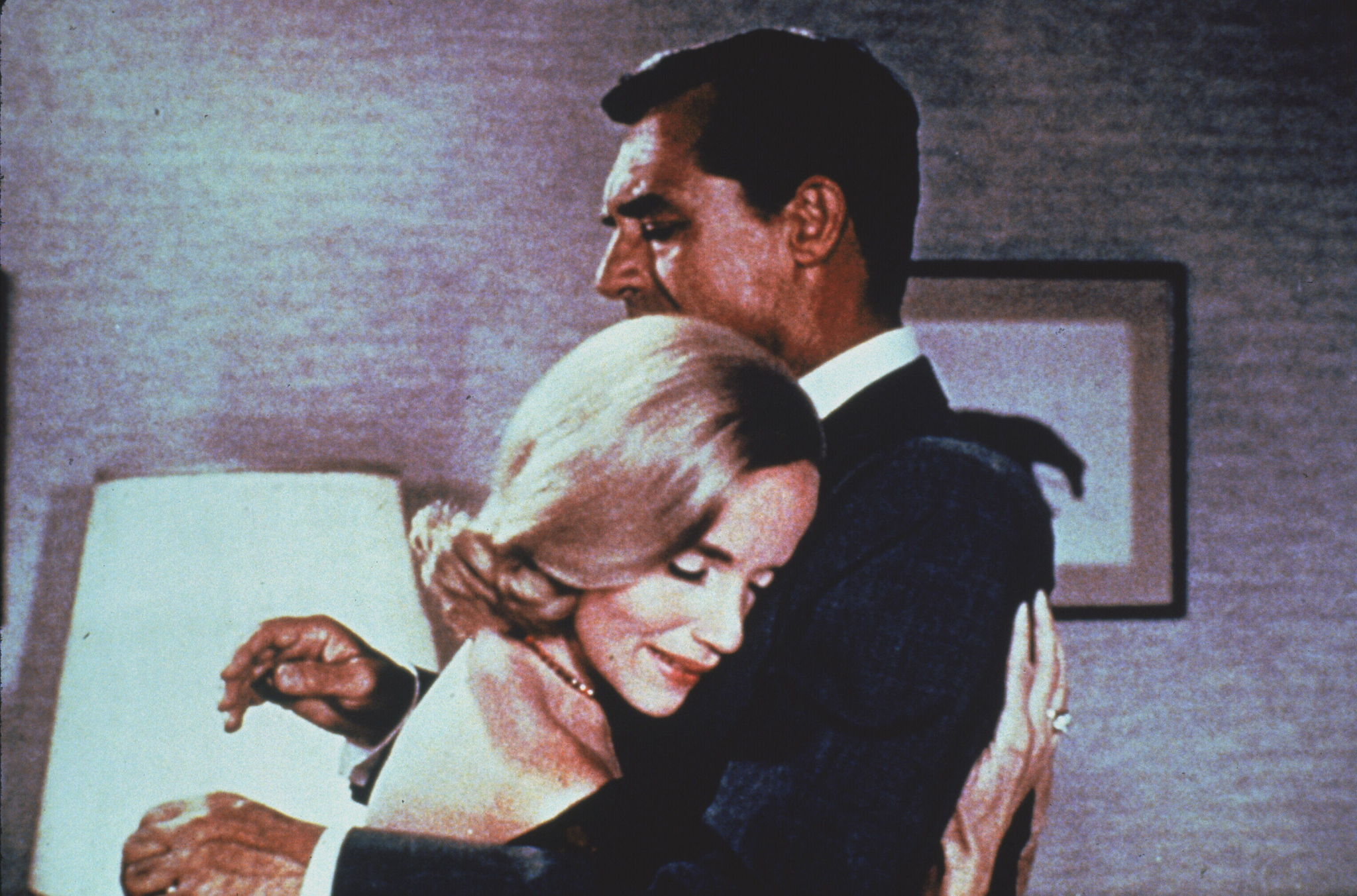 Still of Cary Grant and Eva Marie Saint in North by Northwest (1959)