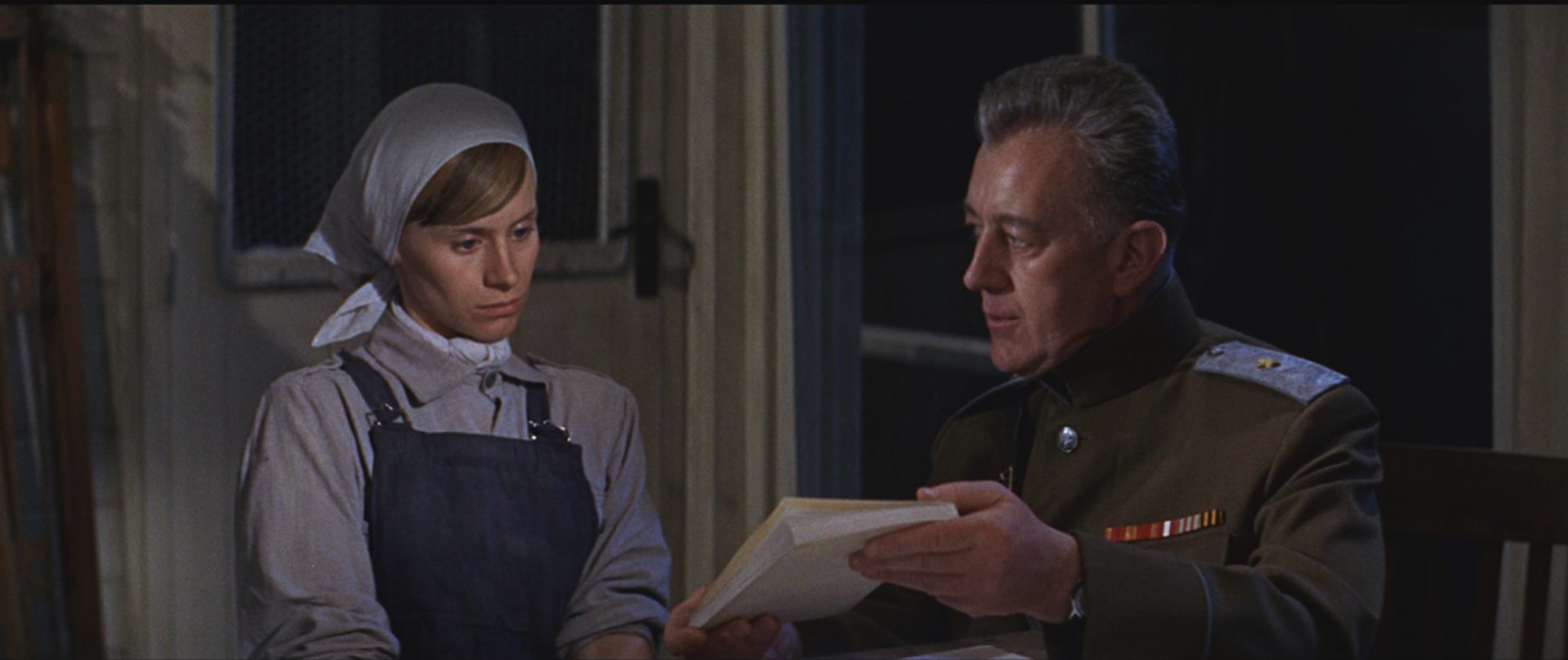 Still of Alec Guinness and Rita Tushingham in Doctor Zhivago (1965)