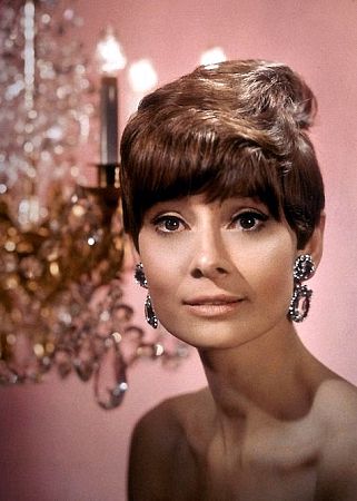33-362 Audrey Hepburn C. 1966