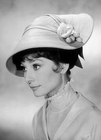 33-310 Audrey Hepburn publicity portrait for 