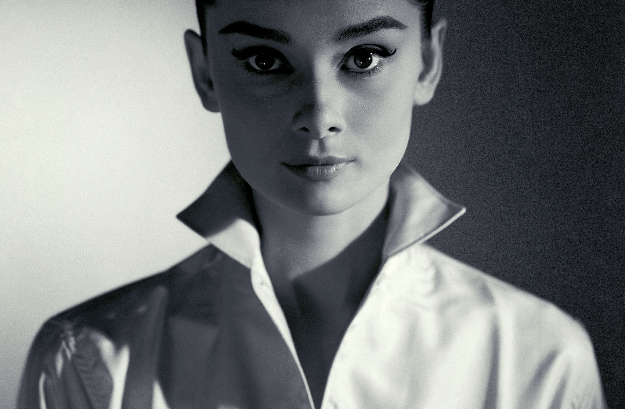 Still of Audrey Hepburn in Cameraman: The Life and Work of Jack Cardiff (2010)
