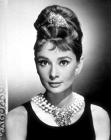 33-355 Audrey Hepburn in 