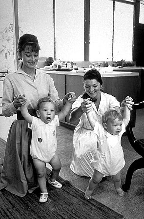 33-1137 Audrey Hepburn holds son Sean Ferrer while Dorothy Willoughby holds son Chris