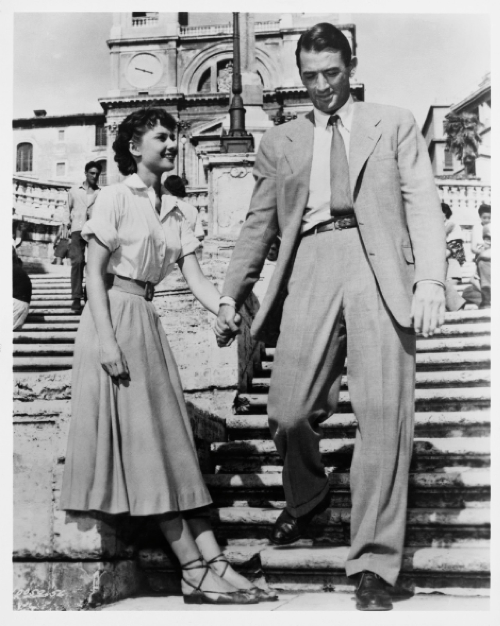 Still of Audrey Hepburn and Gregory Peck in Roman Holiday (1953)