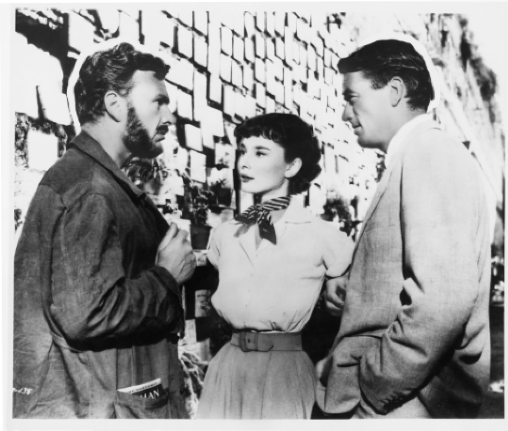 Still of Audrey Hepburn, Gregory Peck and Eddie Albert in Roman Holiday (1953)