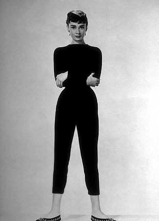 33-348 Audrey Hepburn C. 1953