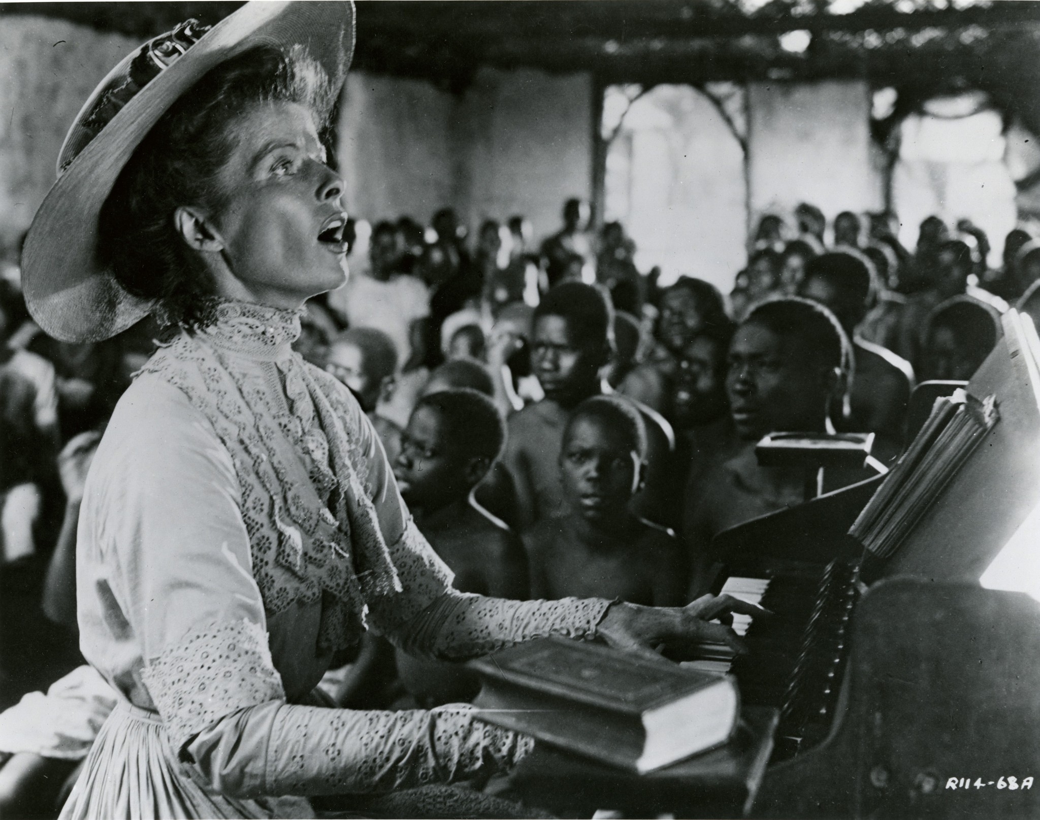 Still of Katharine Hepburn in The African Queen (1951)