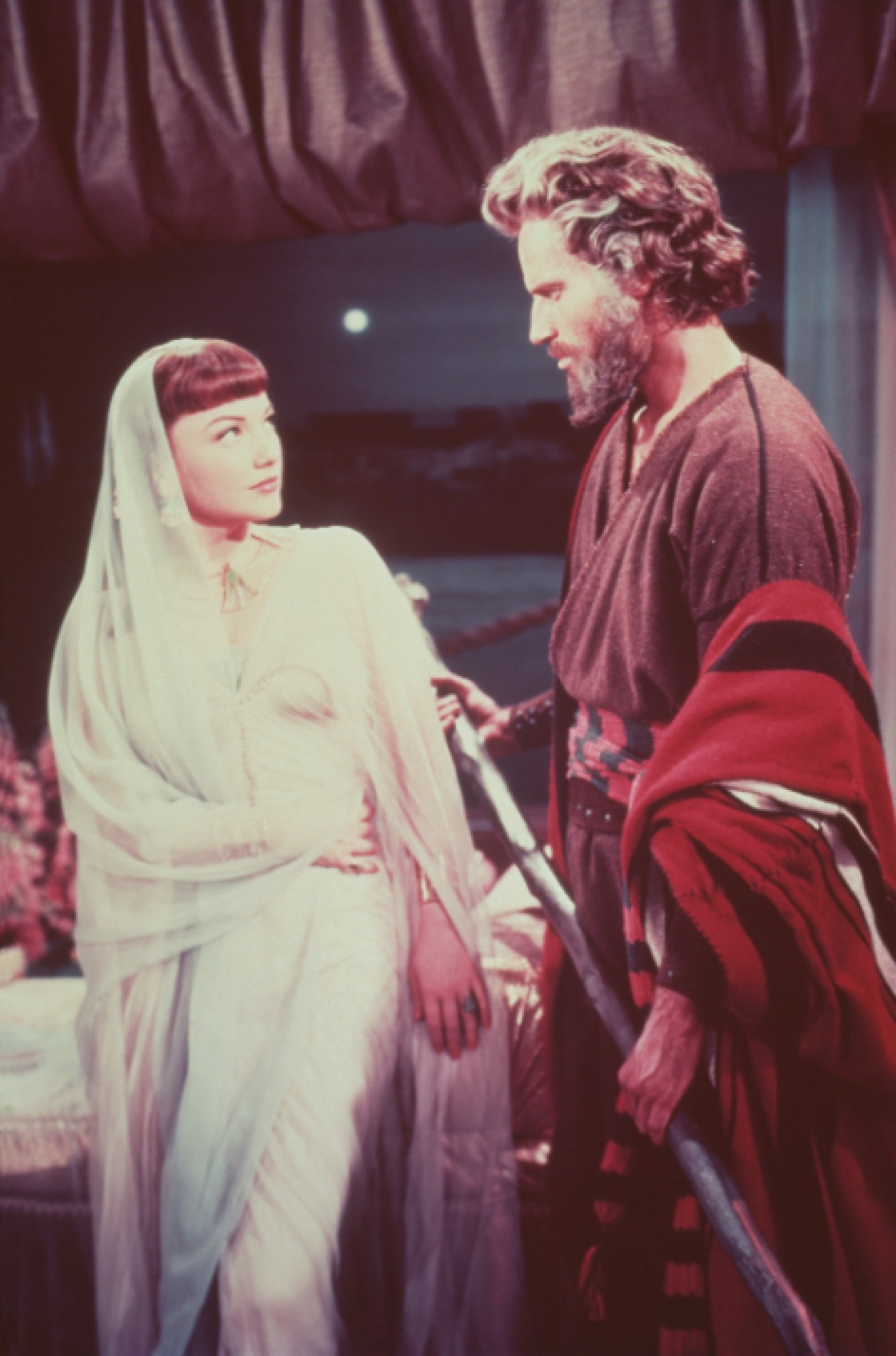 Still of Charlton Heston and Anne Baxter in The Ten Commandments (1956)