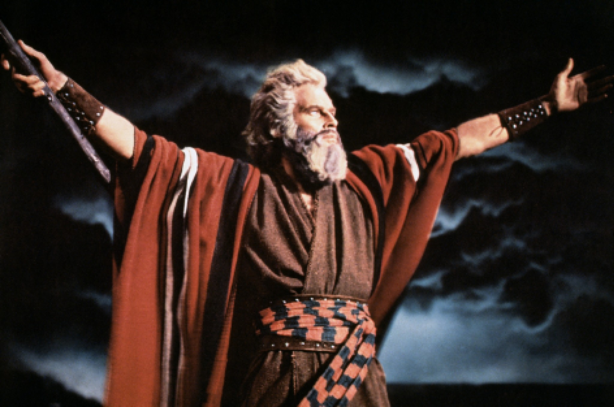 Still of Charlton Heston in The Ten Commandments (1956)