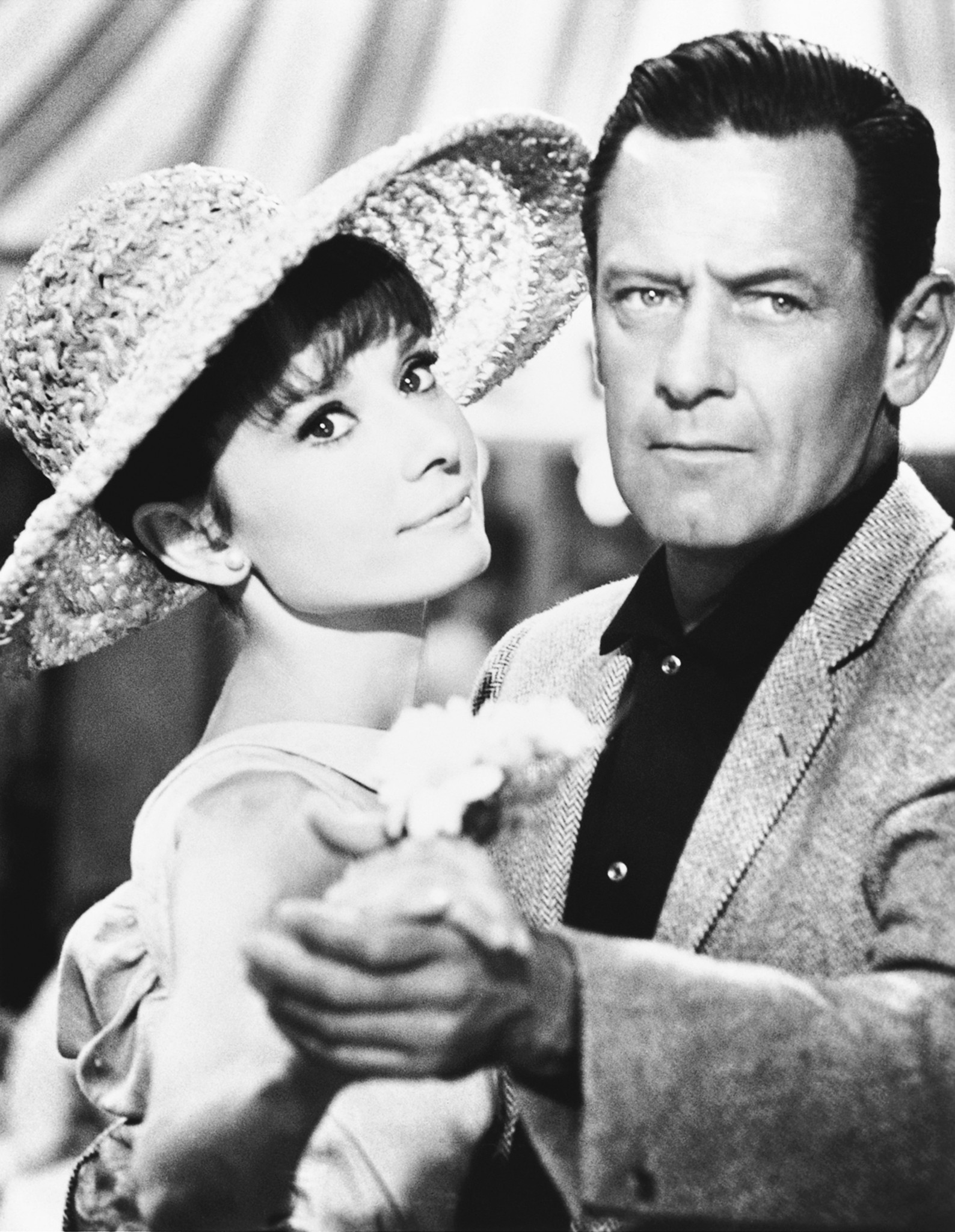 Still of Audrey Hepburn and William Holden in Paris - When It Sizzles (1964)