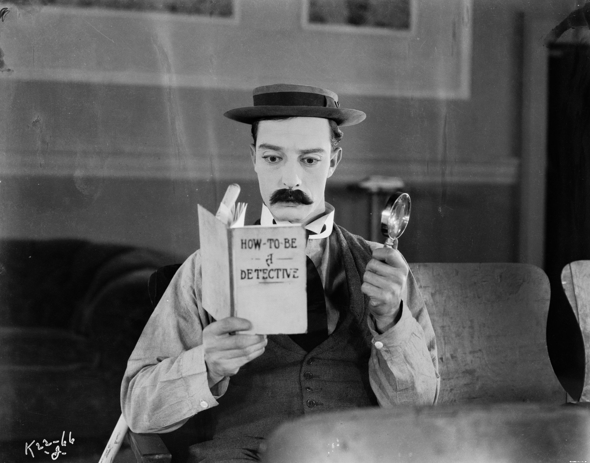 Still of Buster Keaton in Sherlock Jr. (1924)