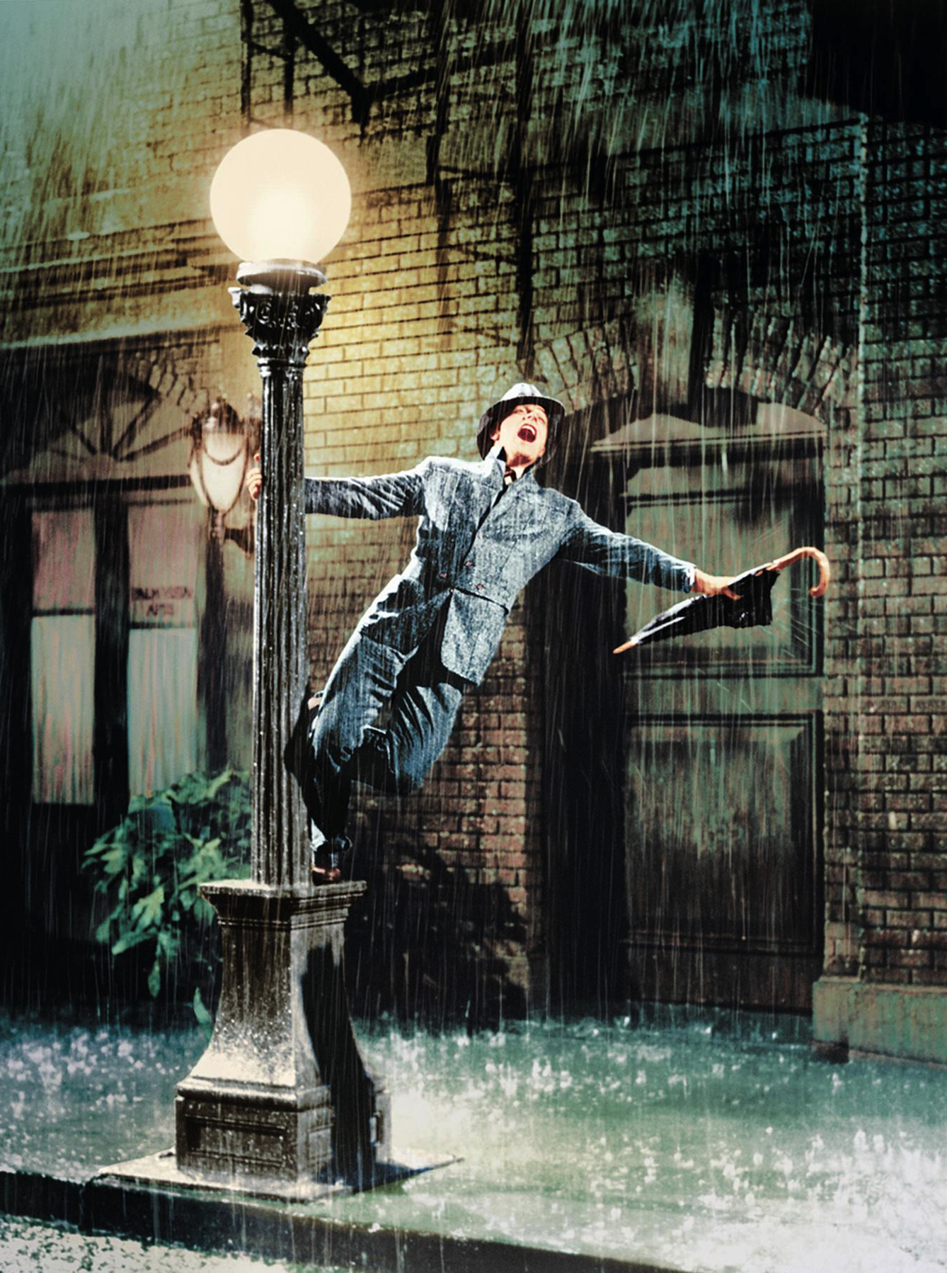 Still of Gene Kelly in Singin' in the Rain (1952)