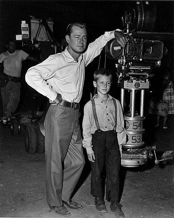 Alan Ladd with son David on the set of 