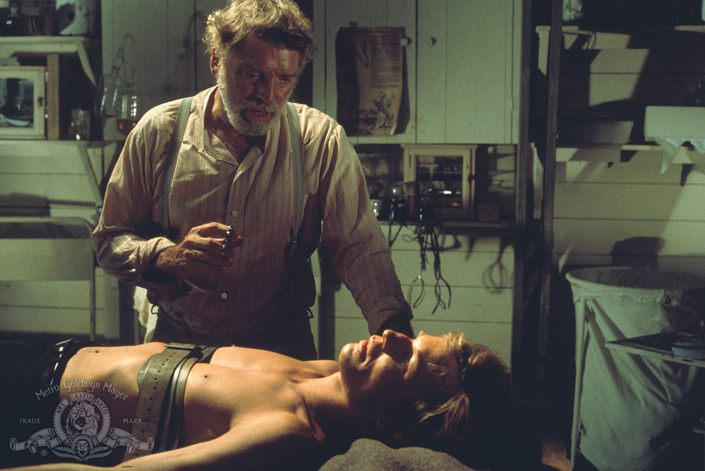 Still of Burt Lancaster and Michael York in The Island of Dr. Moreau (1977)