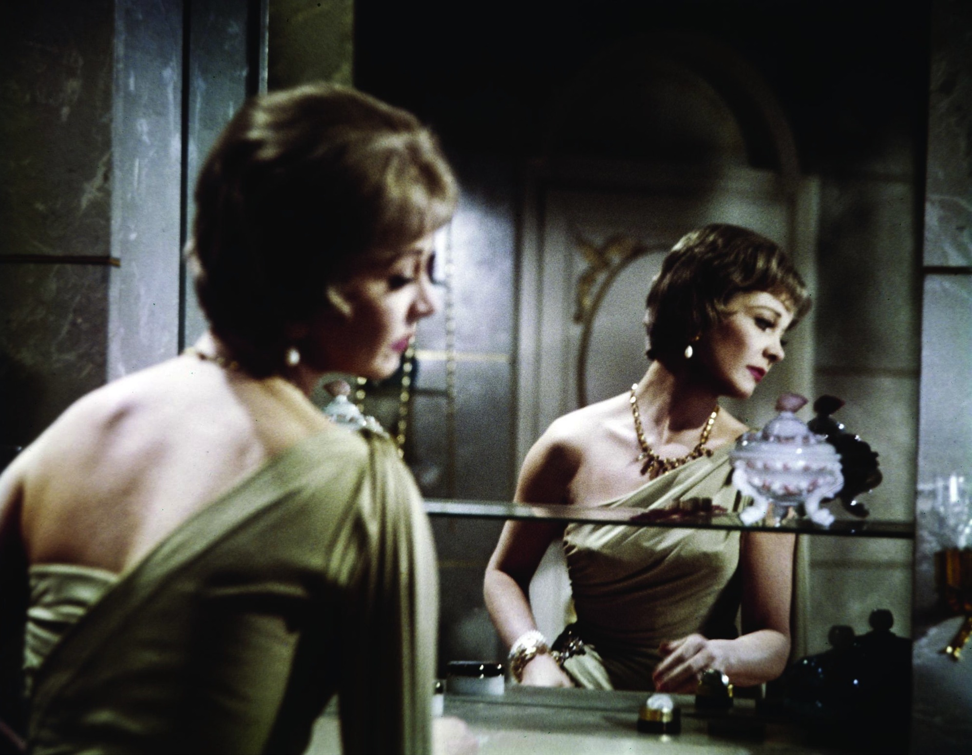 Still of Vivien Leigh in The Roman Spring of Mrs. Stone (1961)