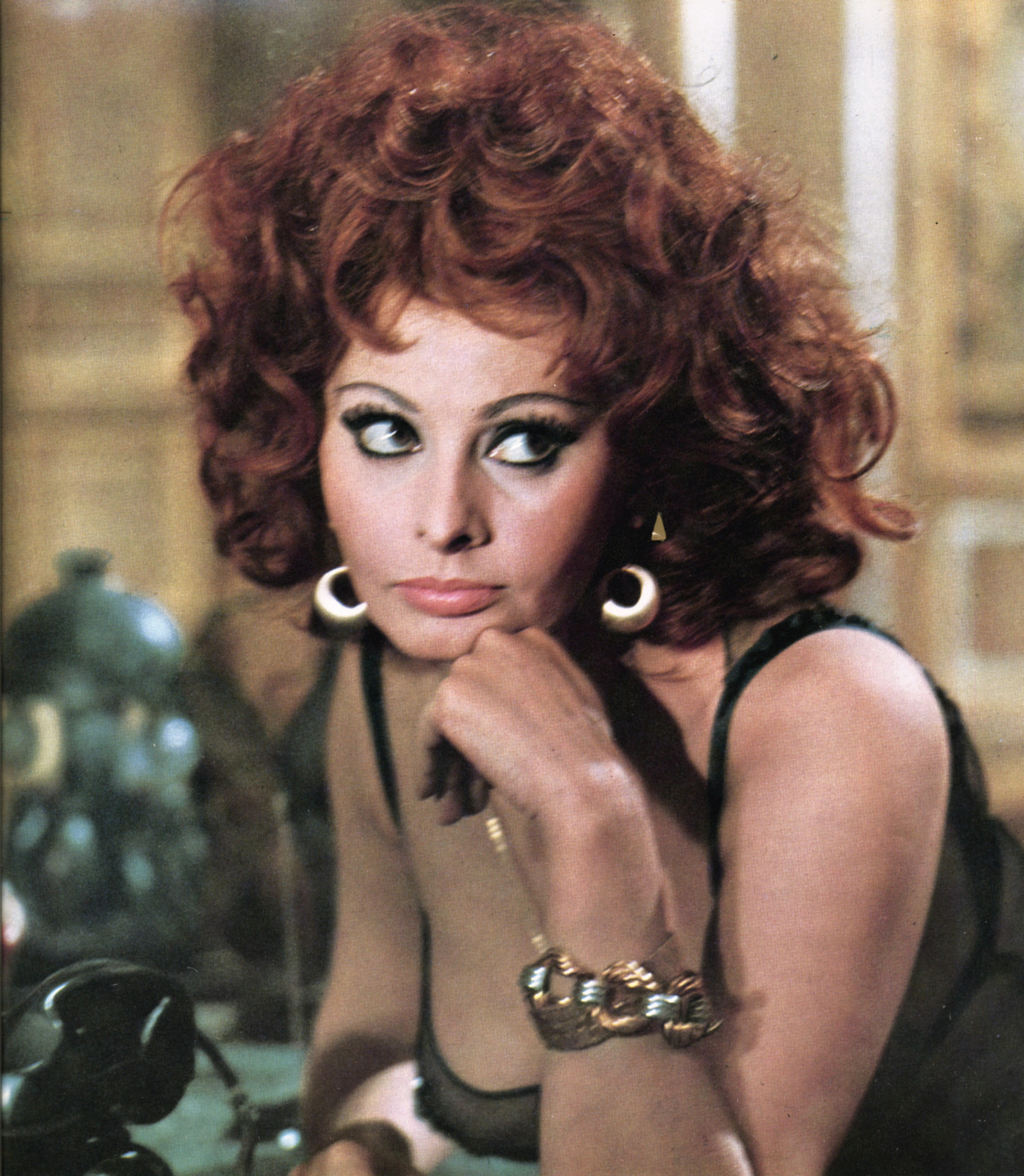 Still of Sophia Loren in Matrimonio all'italiana (1964)