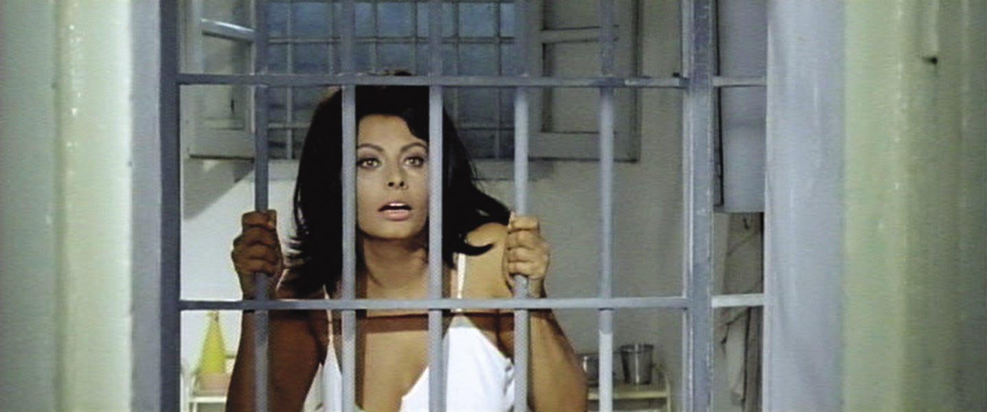 Still of Sophia Loren in Ieri, oggi, domani (1963)