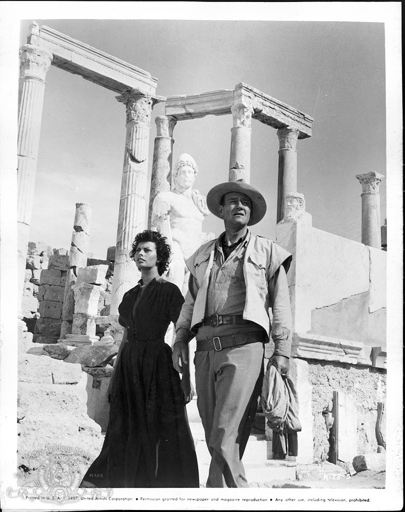 Still of Sophia Loren and John Wayne in Legend of the Lost (1957)