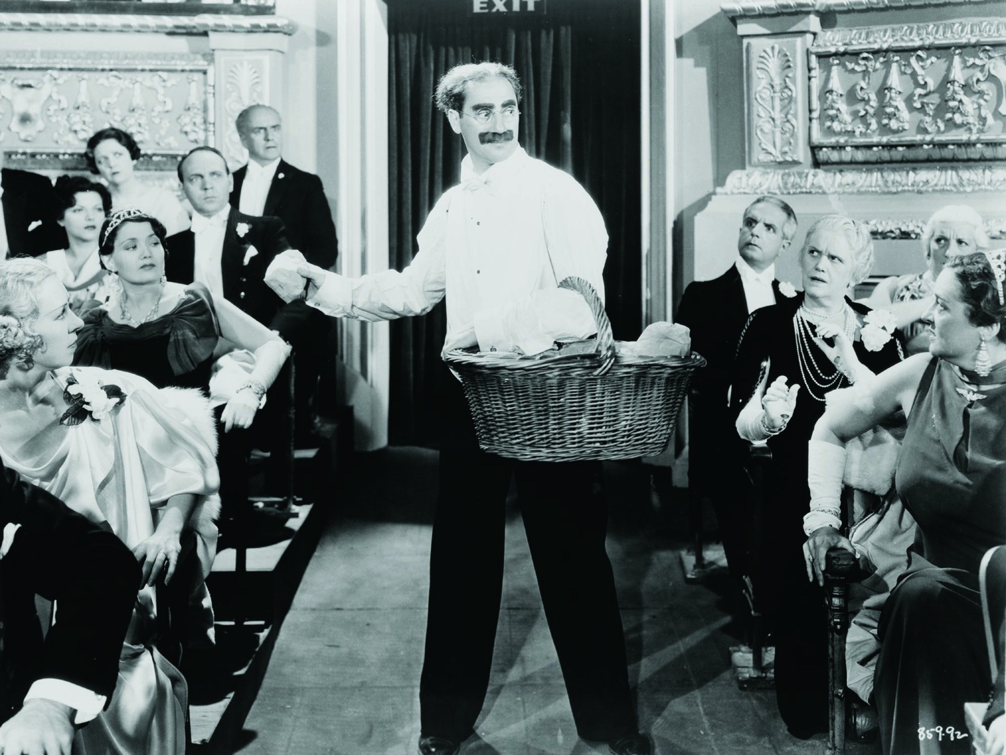 Still of Groucho Marx in A Night at the Opera (1935)