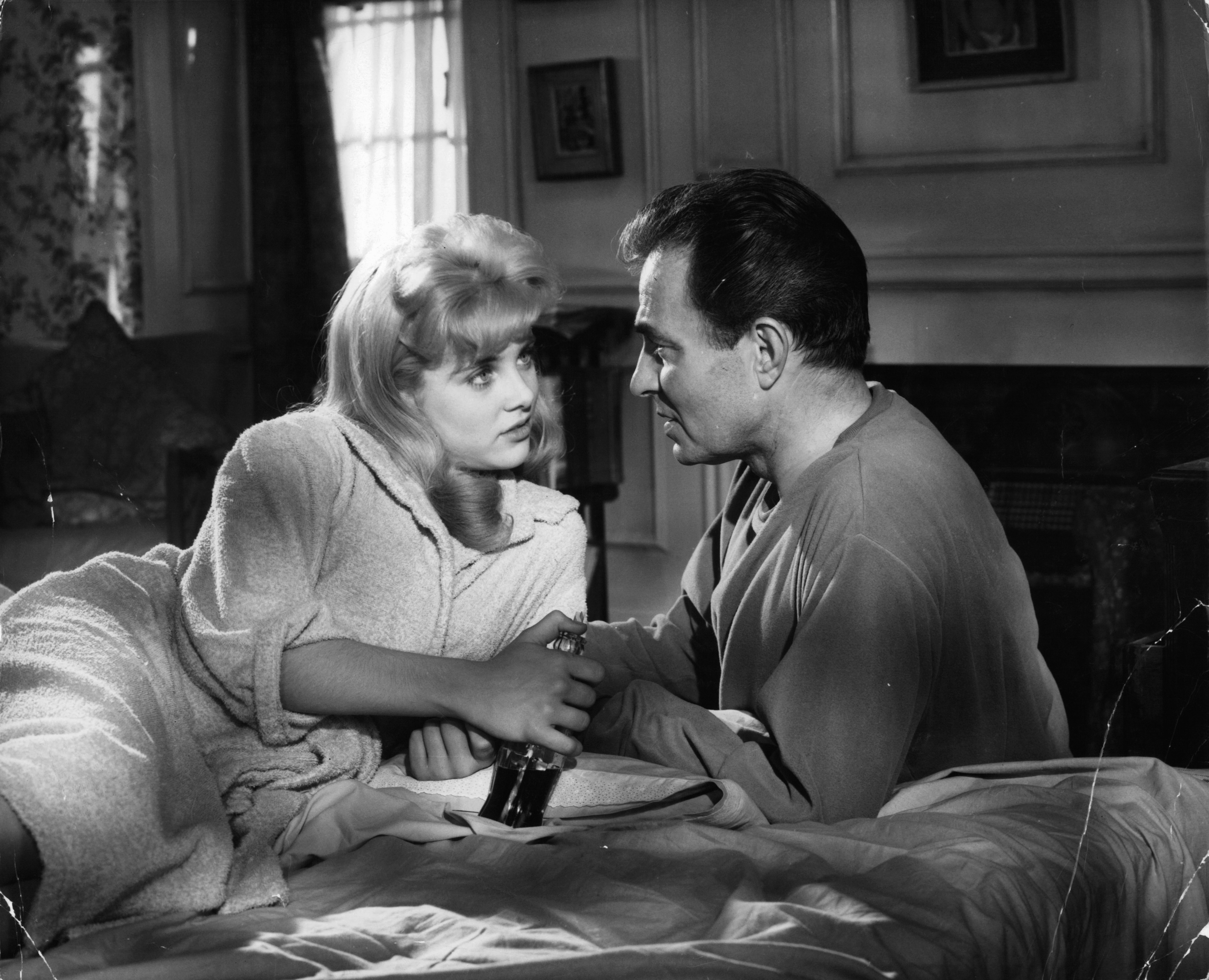 Still of James Mason and Sue Lyon in Lolita (1962)