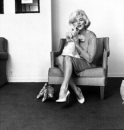 At the Beverly Hills Hotel. 1961 ©1978 Eric Skipsey
