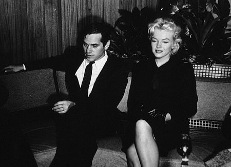 M. Monroe & photographer Milton Greene. c. 1958