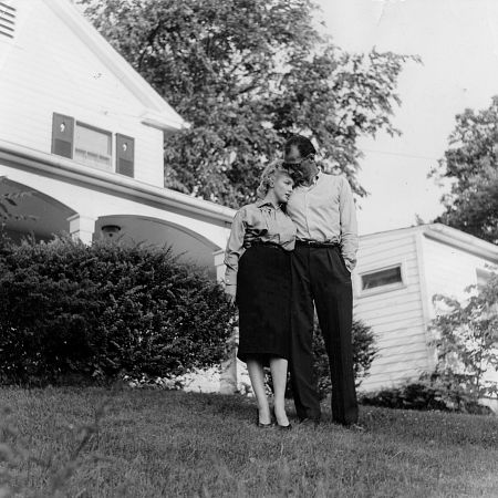 Marilyn Monroe, Arthur Miller, outside home in Roxbury CT, Photos Match Photo, circa 1958, **I.V.
