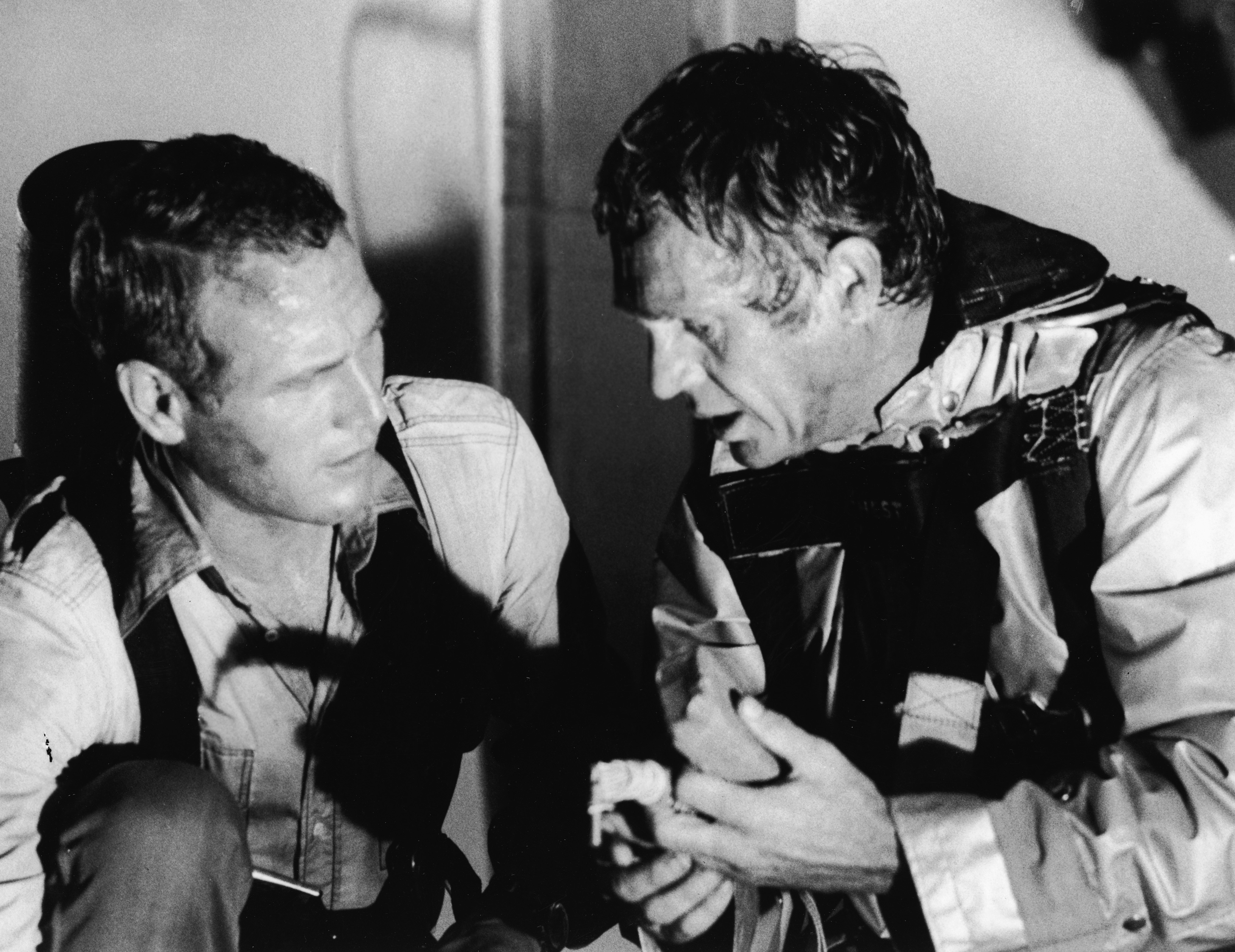 Still of Paul Newman and Steve McQueen in The Towering Inferno (1974)