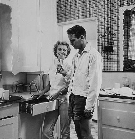 Paul Newman & Joanne Woodward in their home, Beverly Hills CA,
