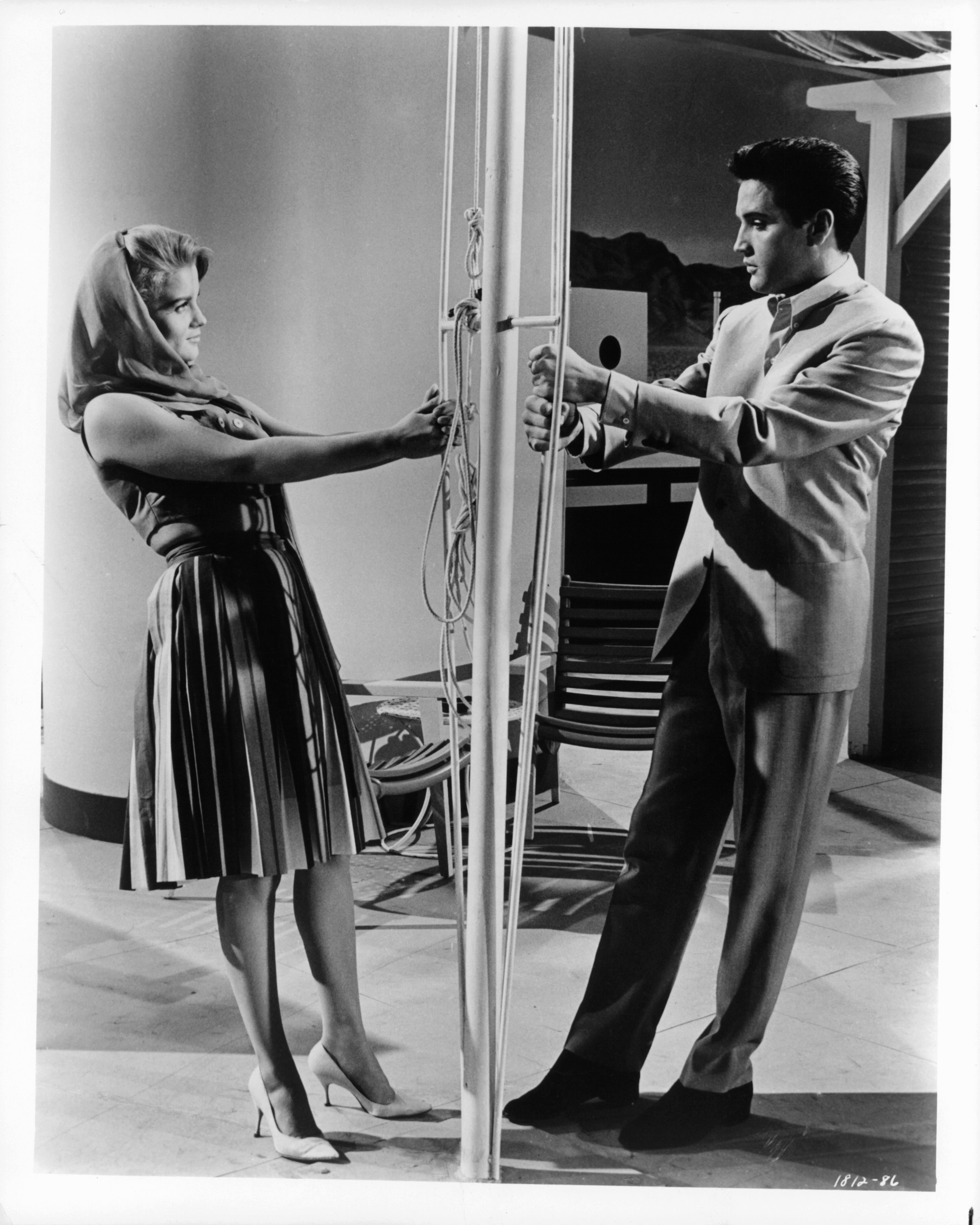 Still of Elvis Presley and Ann-Margret in Viva Las Vegas (1964)