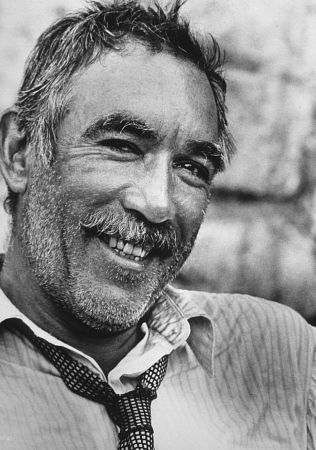 Anthony Quinn, 1974.